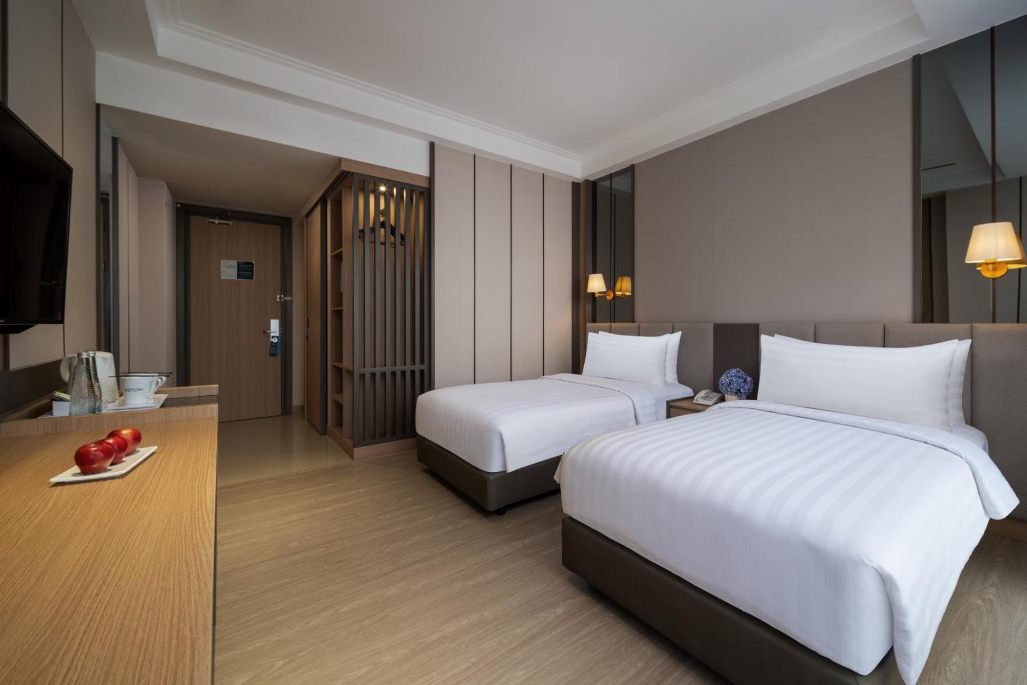 Aston Purwokerto Hotel & Conference Center Екстер'єр фото