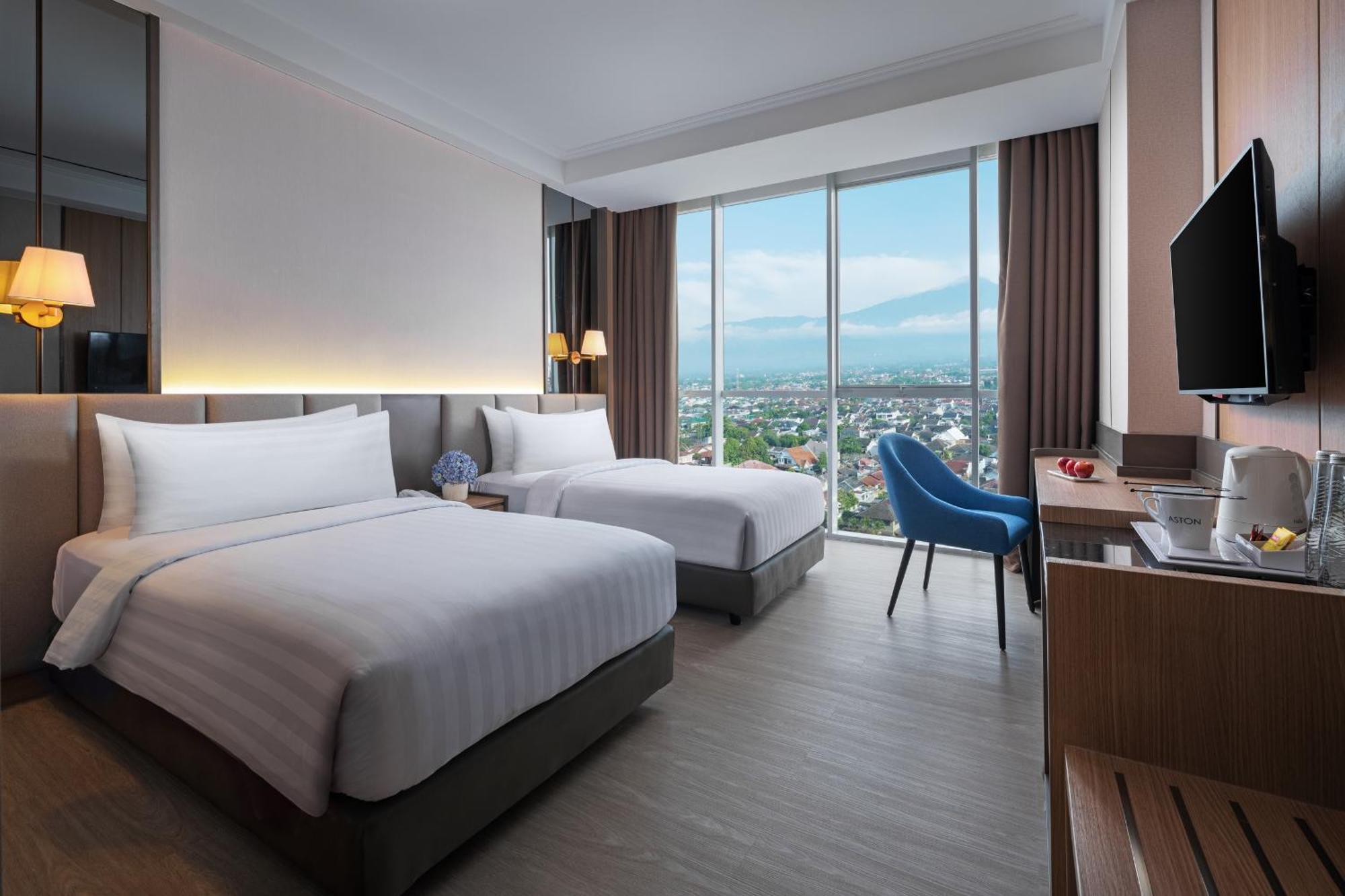 Aston Purwokerto Hotel & Conference Center Екстер'єр фото