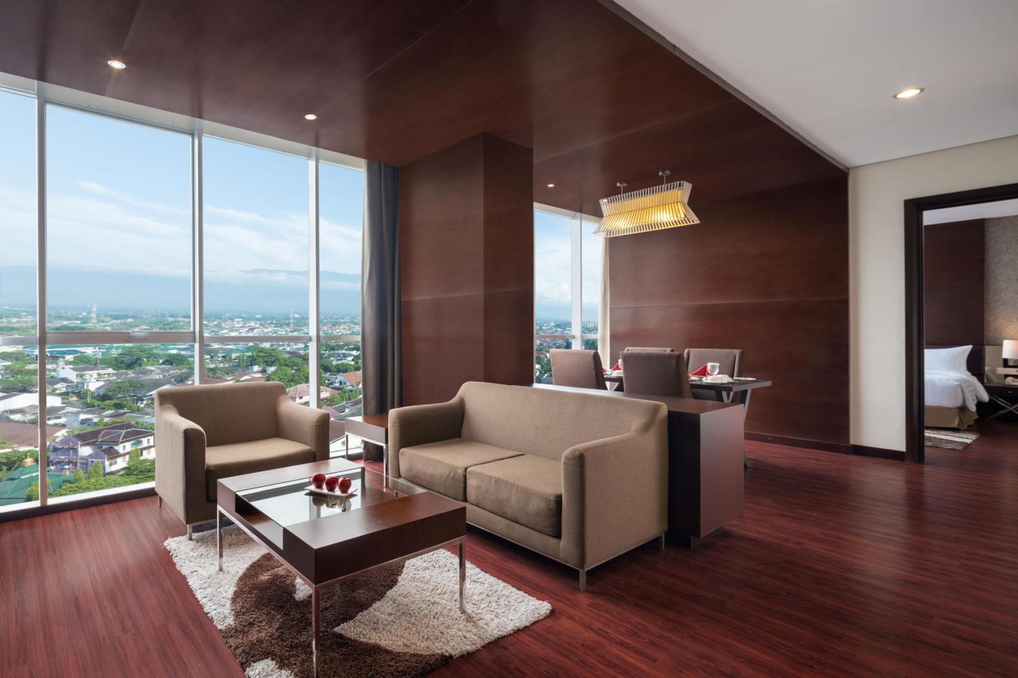 Aston Purwokerto Hotel & Conference Center Екстер'єр фото