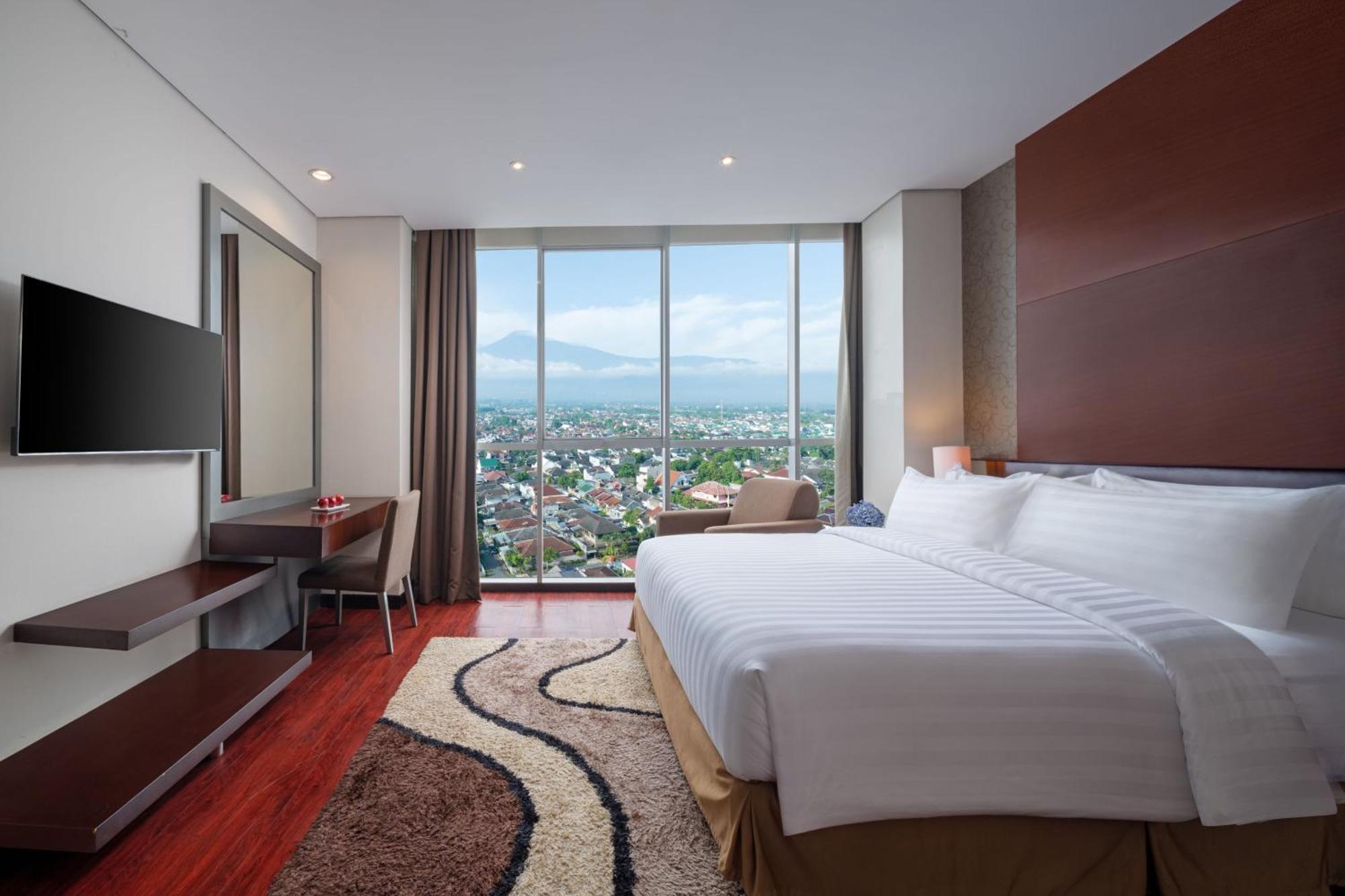 Aston Purwokerto Hotel & Conference Center Екстер'єр фото